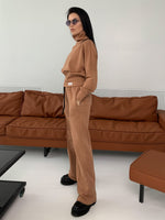 Load image into Gallery viewer, Cropped sweatshirt and flare pants set
